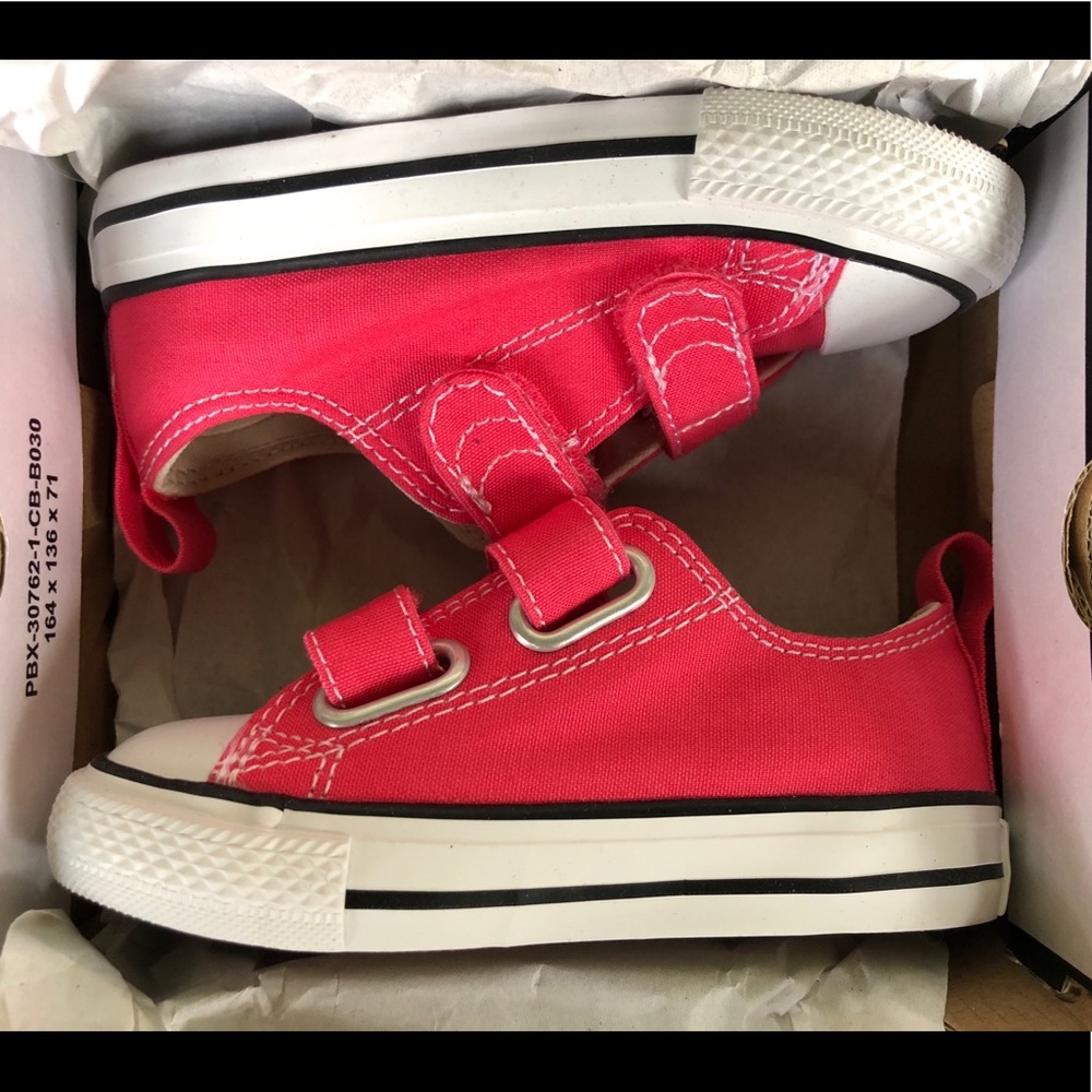 NEW  Converse Toddler All Star 2V Casual Sneakers - Picture 14 of 14